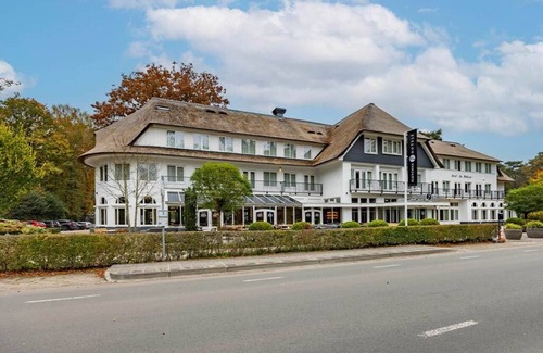 Vierhouten House | Peaceful Forest Retreat with Bike Rentals, Breakfast, Terrace, and Free Parking
