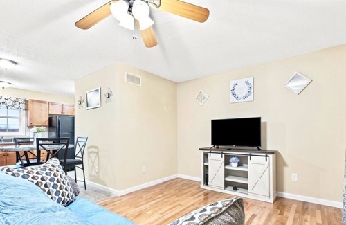 Jeffersonville House | Peaceful Getaway Near Red River Gorge & Cave Run!