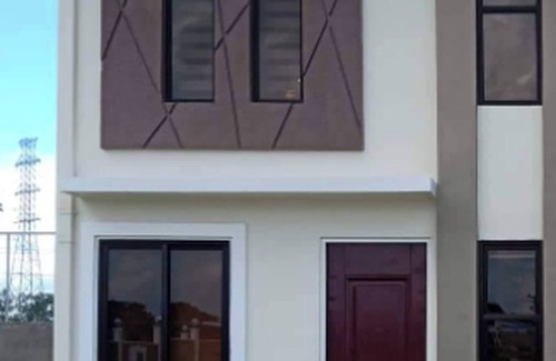 Dinalupihan House | Peaceful Haven in Hermosa, Philippines - Entire House for Rent