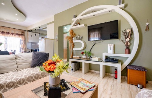 Eretria Apartment | Peaceful Hilltop Apartment With Balcony Sea View