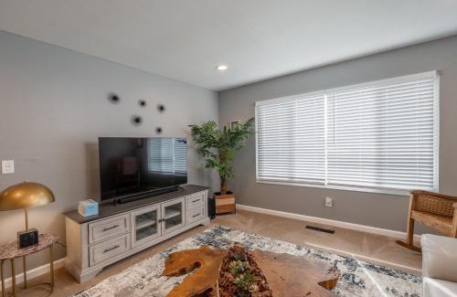 Marina House | Peaceful Home close to Monterey, Big Sur, Carmel STR25-22