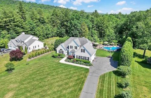 Belchertown House | Peaceful Home Near Umass Amherst