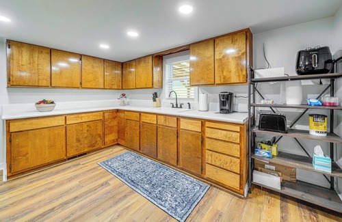 Coxs Creek House | Peaceful Home w/Patio on 30 Acres in Coxs Creek!