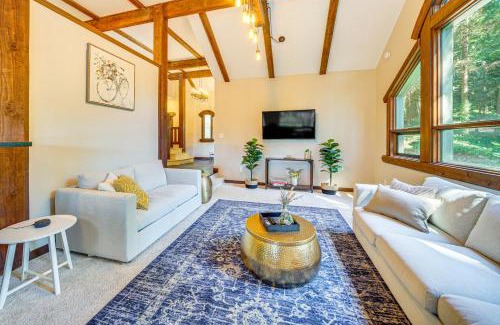 Sammamish House | Peaceful Home with Partial Lake Sammamish View!