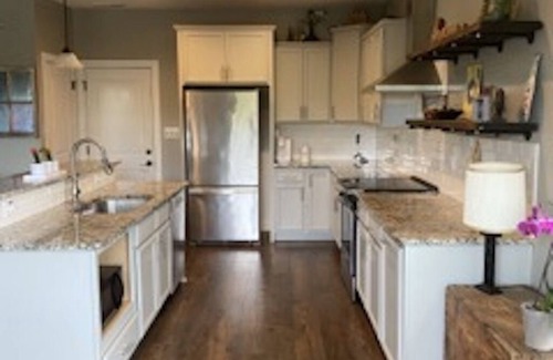 Vass House | Peaceful Homestead, 20 mins from Ft Liberty Longstreet gate. Pet friendly!
