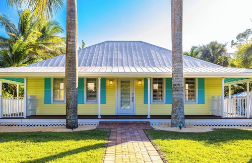 Jupiter Farms House | Peaceful Jupiter Farms, Pet-Friendly Escapen200 feet to sister stay! #401312.