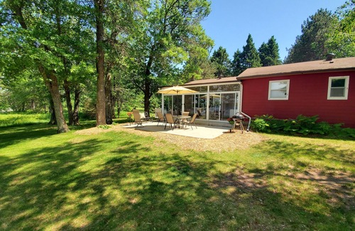 Emily Cabin | Peaceful Lake Retreat!