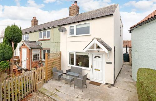 York House | Peaceful location Lower rates for longer lets