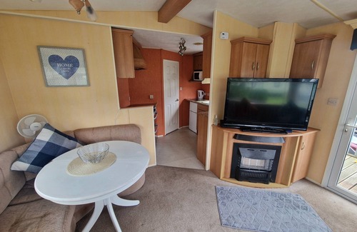 Llanfair Caereinion Cabin | Peaceful Lodge in Welshpool