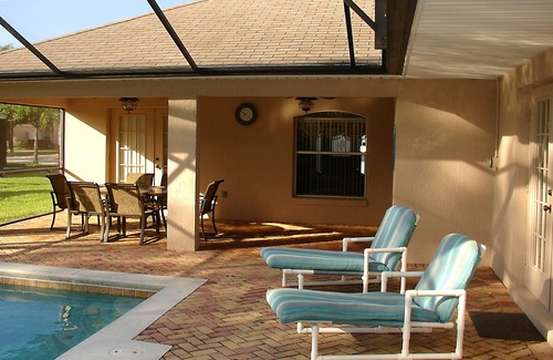 Orange Tree House | Peaceful- Luxury - 4 Bedroom Disney Villa- with Conservation views