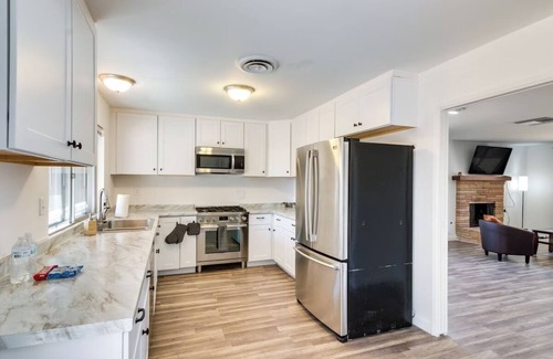 Ridgecrest House | Peaceful & Modern Ridgecrest Retreat: Spacious 4-Bed Home w/Private Yard