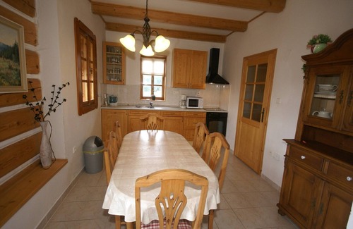 Stupna House | Peaceful Mountain Holiday Stay