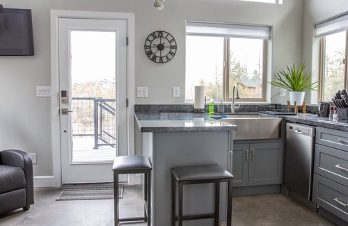 Prescott House | Peaceful Mountain Casita-next to hiking trails and close to downtown