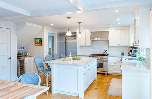 Tom Nevers House | Peaceful Oasis: 5-Bedroom Home. Saltwater Pool, Hot Tub, and Attached Apartmentn