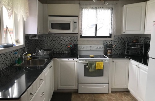 Otonabee-South Monaghan Cottage | PEACEFUL OASIS COTTAGE