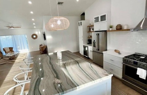 Summerland Key House | PEACEFUL PARADISE DEEP WATER CANAL! MINUTES TO OCEAN nFishing and Lobster season