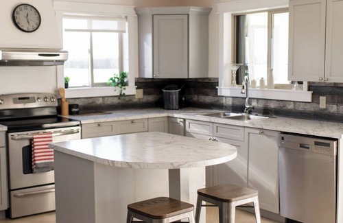 Vanderhoof Other | Peaceful Private Home, 7 mins from town. With all the essentials for relaxation