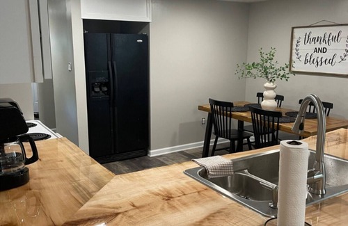 Wayland Apartment | Peaceful private apartment in the charming Hiram countryside