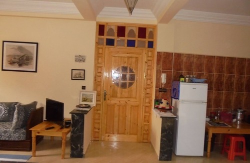 Imsouane Apartment | |Peaceful, relaxing and friendly house. Real treat for sea lovers and surfers.
