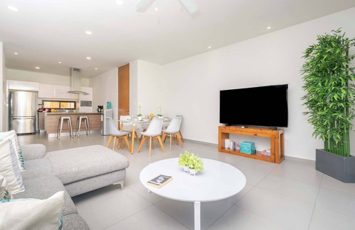 Tohoku Condo | Peaceful Retreat with Pool, Gym & Garden Lounge