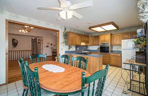 Bonne Terre House | PEACEFUL retreat in NATURE on 100-Acre Property
