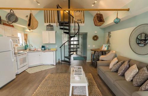 Ottawa House | Peaceful River Nights | 1 Bed, 1 Bath