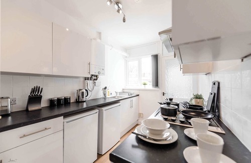 Doncaster House | Peaceful Room in Doncaster Shared House w Kitchen