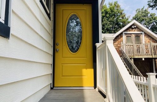 Usmma Apartment | Peaceful, Safe Apt. 15 min from Hospitals. City Island. Pet-Friendly.