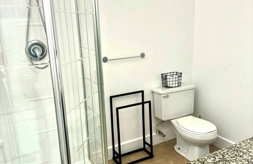 Nouveau-Rosemont Apartment | Peaceful stay in Montreal - Large 3 1/2 near parks and attractions
