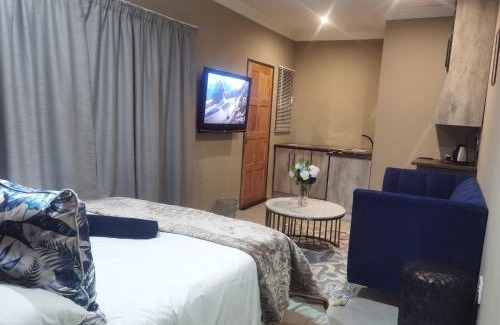 Sasolburg Apartment | Peaceful Stay - Suite 3