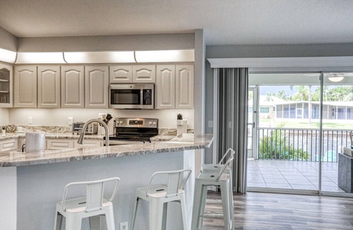 Gulf Cove House | Peaceful, sunny home w/Gulf view, gas grill, W/D, & central AC
