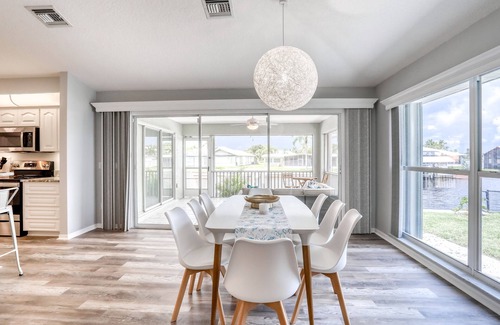 Gulf Cove House | Peaceful, sunny home w/Gulf view, gas grill, W/D, & central AC