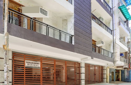 South West Apartment | Peacefulhuts 2BHK near IGI International Airport Delhi n