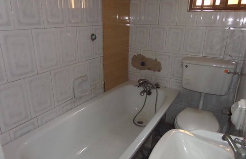 Yaba Hotel | Peaceland Hotel Somulu