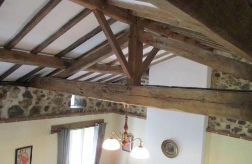 La Foret-sur-Sevre House | Peach Cottage