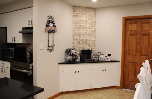 Arcadia House | Peach Paradise-Enjoy a cozy retreat in the country!