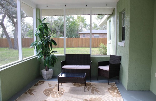 Arcadia House | Peach Paradise-Enjoy a cozy retreat in the country!