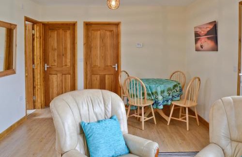 Winterbourne Abbas House | Peach Tree Cottage