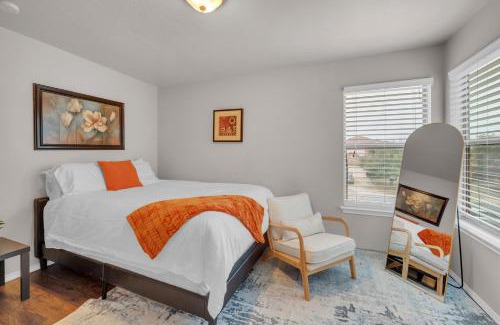 McKinney House | Peachy House,BBQ & Games,Free Wifi,Spacious