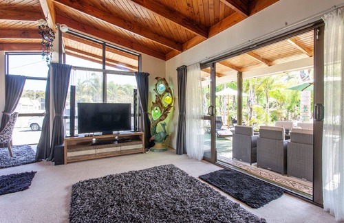 Ngunguru House | Peacock Lodge in Ngunguru
