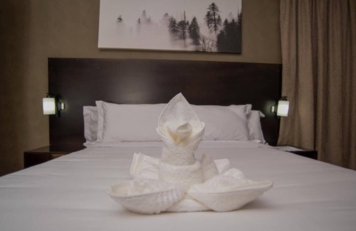 Palapye Bed & Breakfast | Peaconwood Boutique B&B