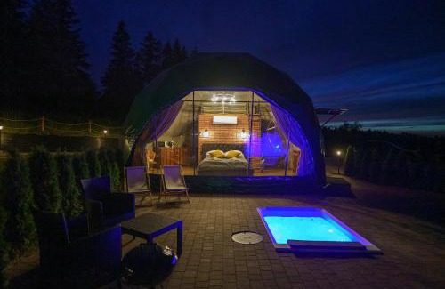 Poronin Other | Peak Glamp & Jacuzzi