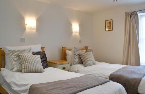 East Witton House | Peartree Cottage & Granary