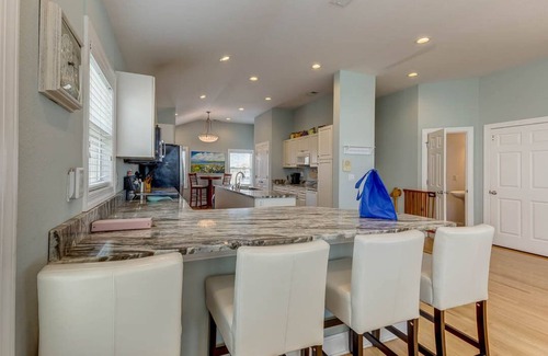 Nags Head House | Pebble Beach | Oceanfront | Dog Friendly, Private Pool, Hot Tub | Nags Head