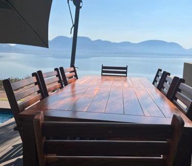 Hartbeespoort Villa | Pecanwood Dam View