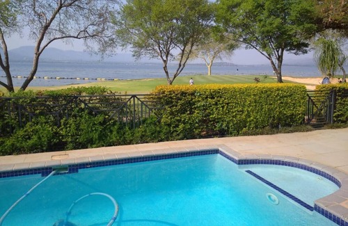 Hartbeespoort Villa | Pecanwood Villa Hartbeespoort dam