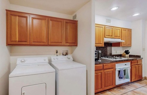 Canoncito Cabin | Pecos Riversong Cabin - a modern 3-bedroom cabin on the Pecos River