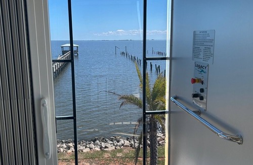 Lake Catherine House | Pelican Pier Beach House on Lake Catherine