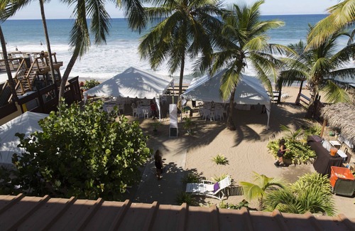 Puntas Apartment | Pelican Point (H) Beachfront Sandy Beach . studio Surf