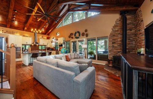 Winnsboro House | Pelican Woods